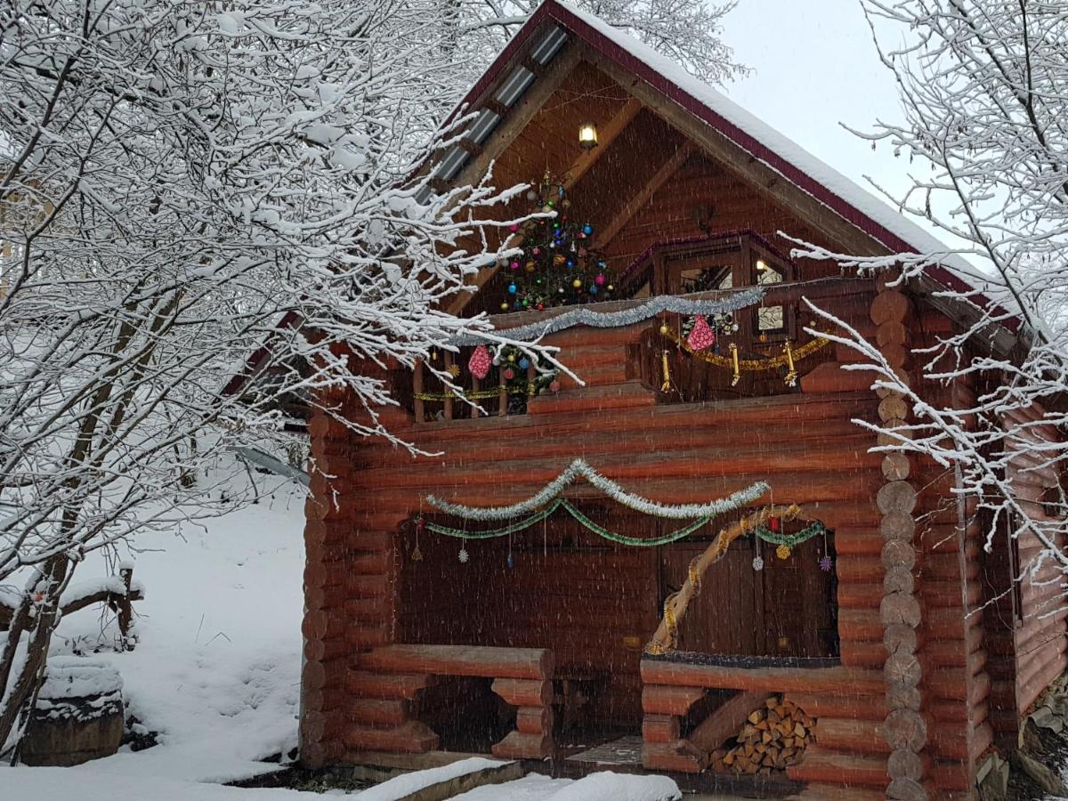 Villa У Медовому Раю Rostoka  Esterno foto