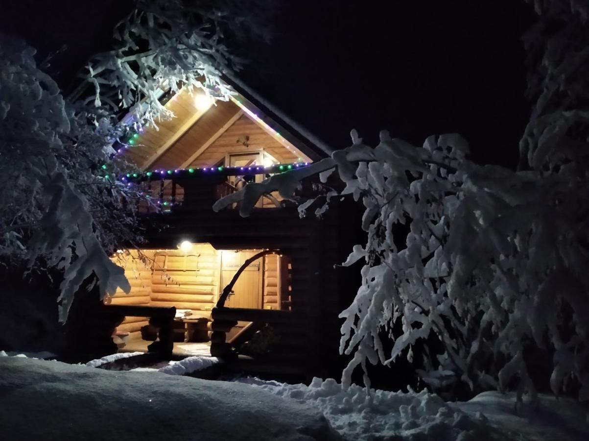 Villa У Медовому Раю Rostoka  Esterno foto
